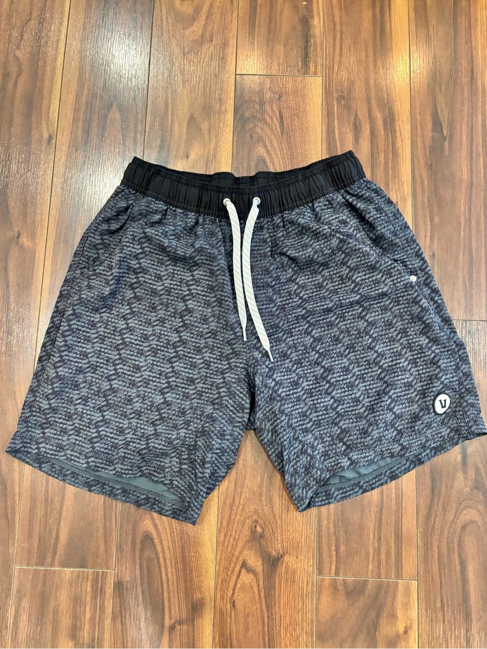 VUORI MEN'S KORE SHORT- Like new!